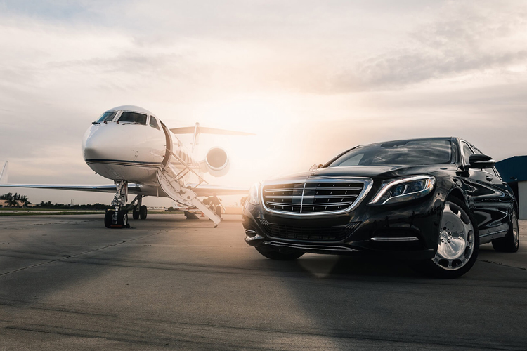 Need reliable airport transfers in Nairobi or across Kenya? Flow Expedite Safaris provides punctual, professional airport pickup and drop-off services from JKIA, Wilson Airport & more. Book now: +254 729 024 907.